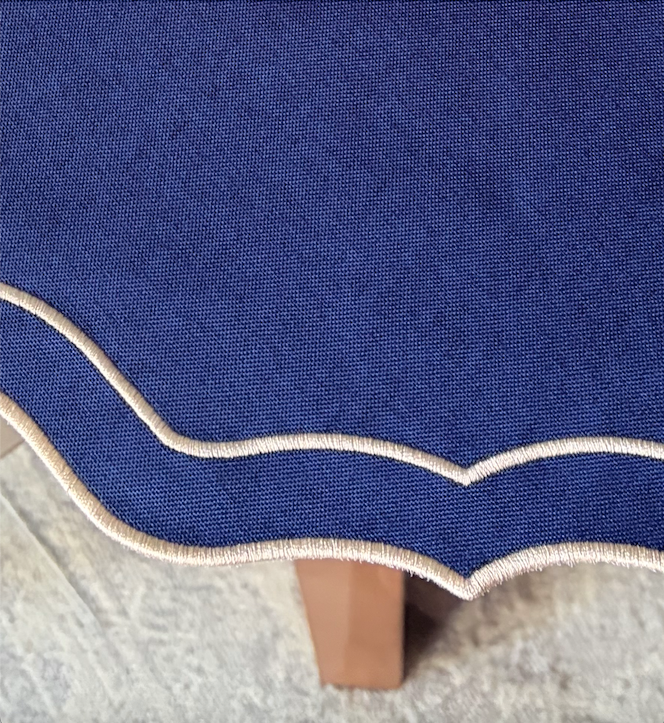 Individual Livia Azul Marino · Mantel Individual redondo festoneado | Ars Mensae