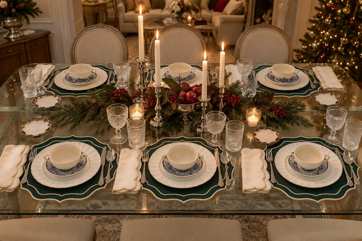 Set manteles individuales Livia Verde Oscuro en mesa de Navidad | Ars Mensae